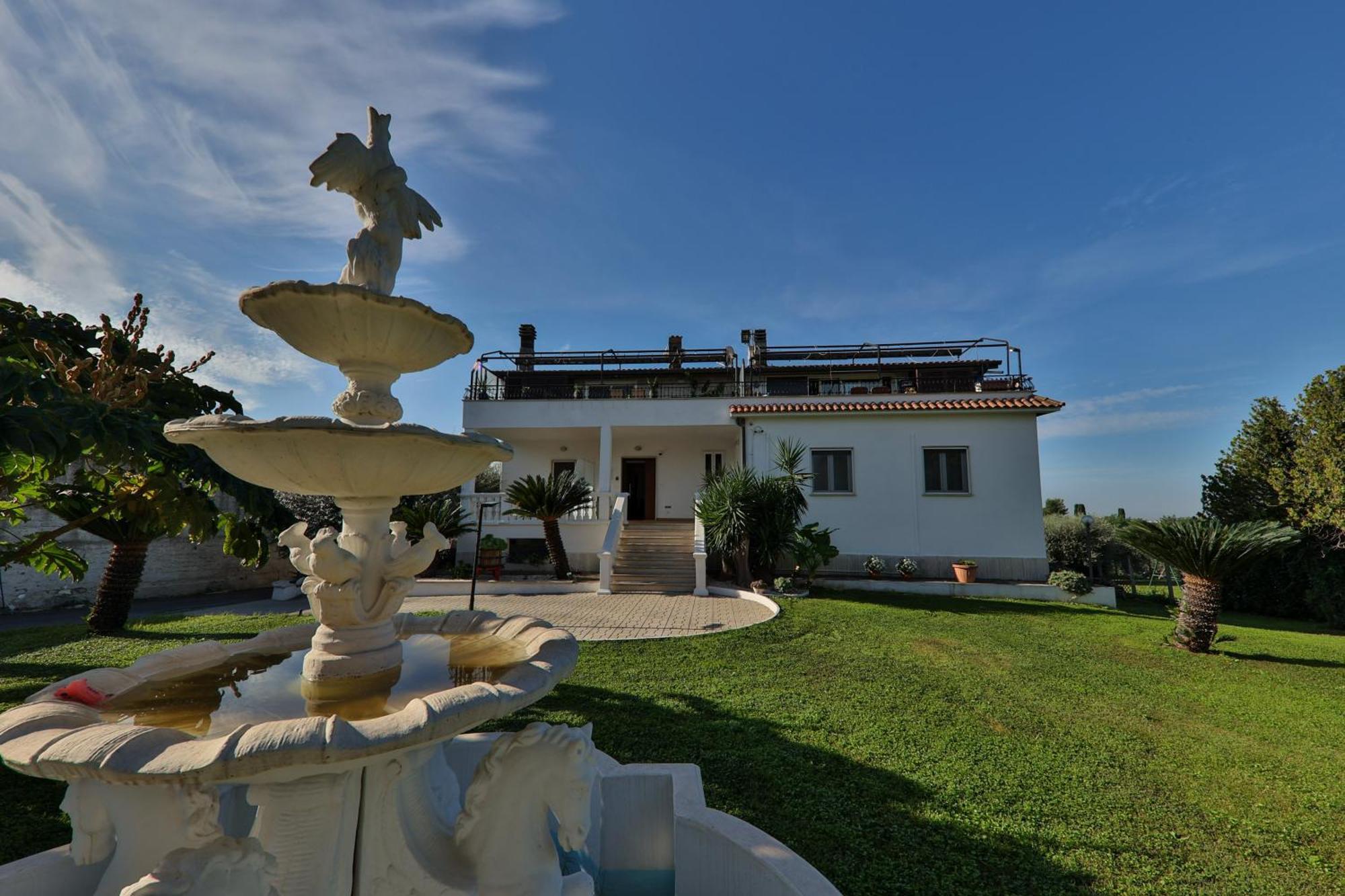 Il Giardino Di Stella Hotel Фраскати Екстериор снимка